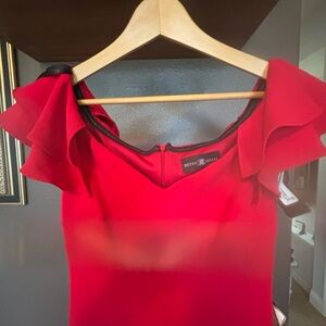 Chic Scarlet Evening Dress Gown